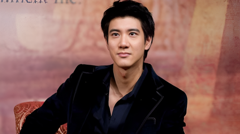 Chinese Folk Music: History, Regional Styles & Instruments